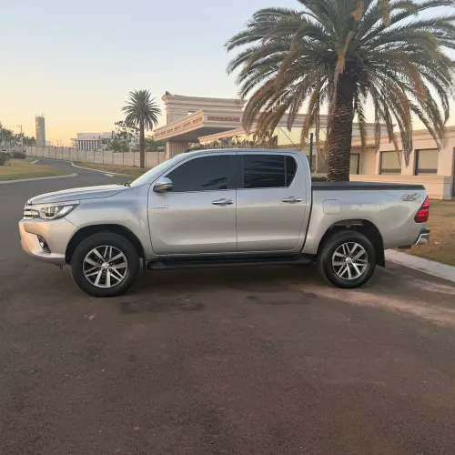 Toyota Hilux CD SRX 4X4 2.8 TDI 16V Diesel Aut. 2018