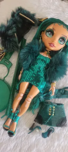 Boneca Rainbow High Jewel Richie