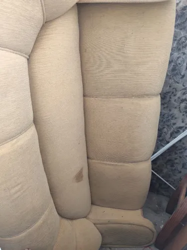 Desapego de sofá 3 lugares