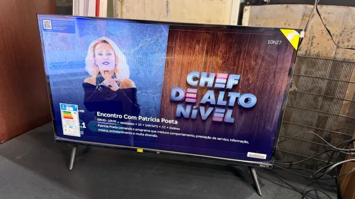 Tv Smart Multi Roku 32 Polegadas Semi-Nova
