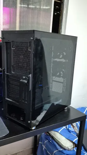 Gabinete Redragon com fans (Não faço entregas) precisa vir buscar