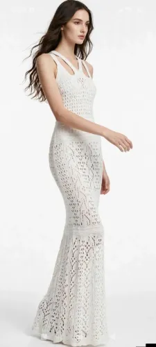 Lindo vestido longo de crochê