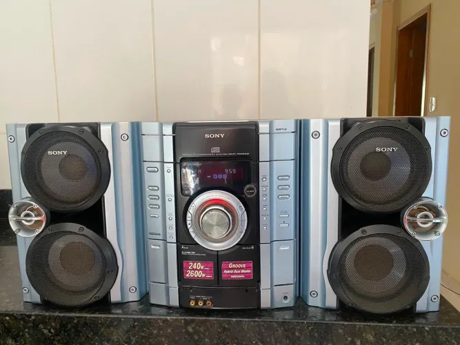 Mini System Sony MHC-RG222 240W RMS MP3 com Caixas Originais - Usado