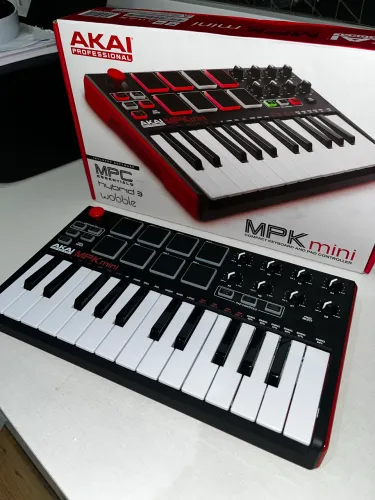 AKAI MPK MINI
