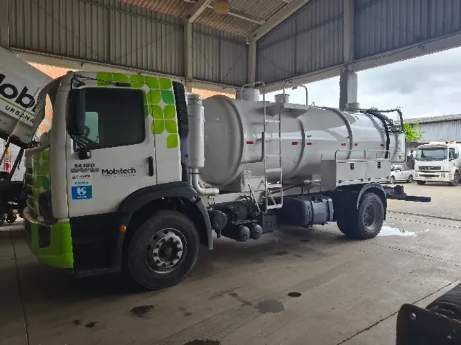 Caminhão VW 14.190 c/ hidrojateamento e sucção Jurop COMBINADO 2022