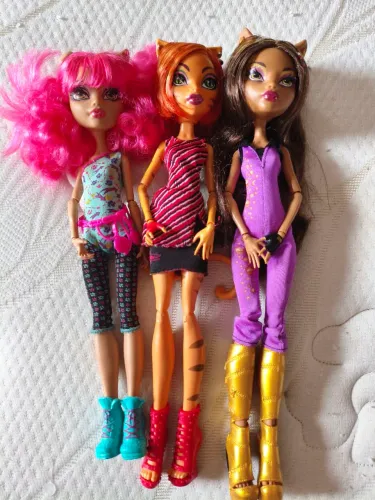 RESERVADO Três bonecas Monster High G1 RESERVADO