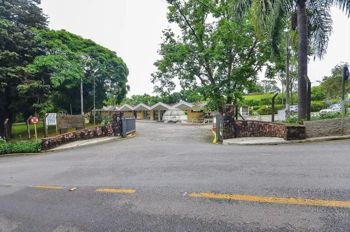 JAZIGO EM ÁREA NOBRE DO CEMITÉRIO PARQUE IGUAÇU