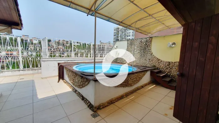 Ótima cobertura com 3 dormitórios à venda, 220 m² por R$ 1.200.000 - Icaraí - Niterói/RJ