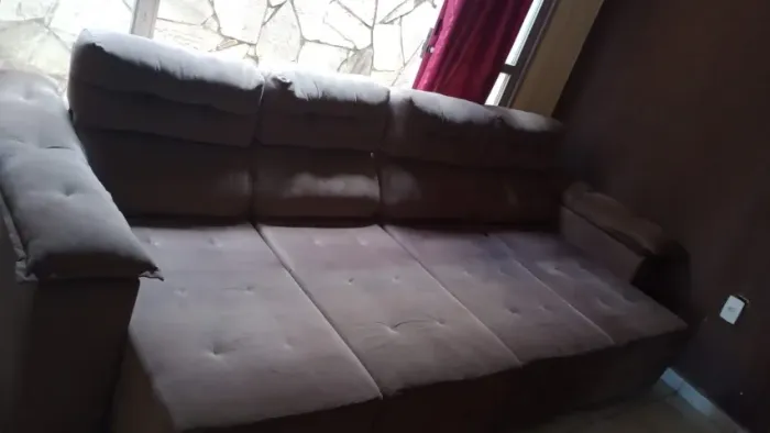 Sofá retrátil e reclinável 4 acentos