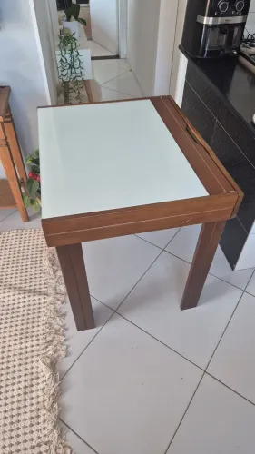 Mesa madeira 80x67cm