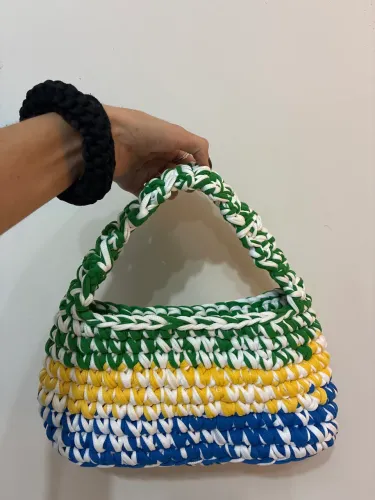 Bolsa de crochê para a copa 