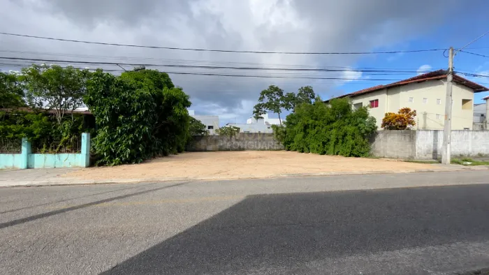 Lote de 440 m² à venda no bairro Pitimbu, em Natal/RN