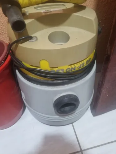 Aspirador Água e Pó