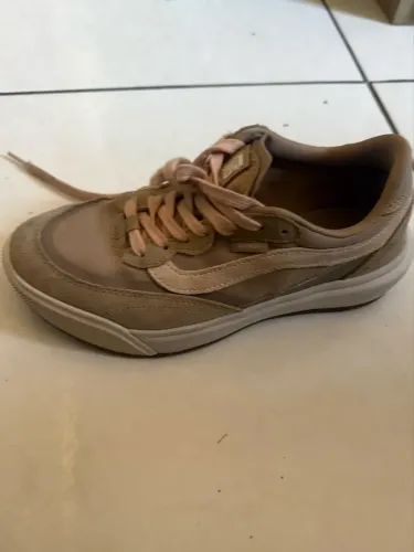 Tênis vans ultrarange 