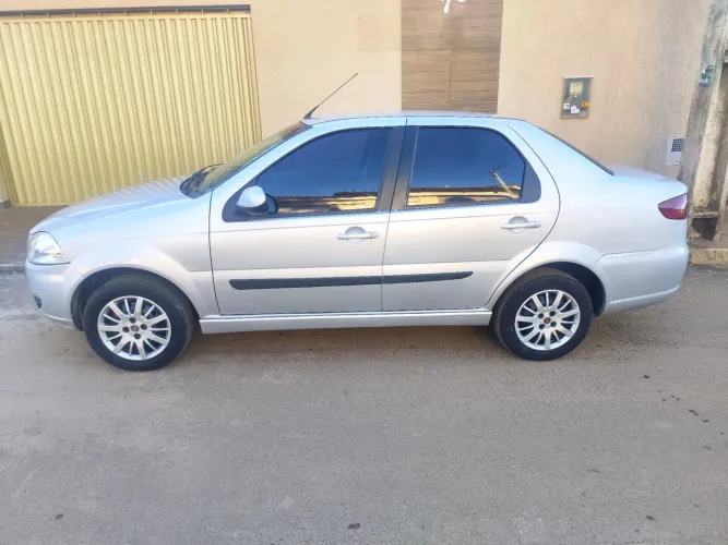 Fiat Siena EL Celeb. 1.4 MPI Fire Flex 8V 4P 2012