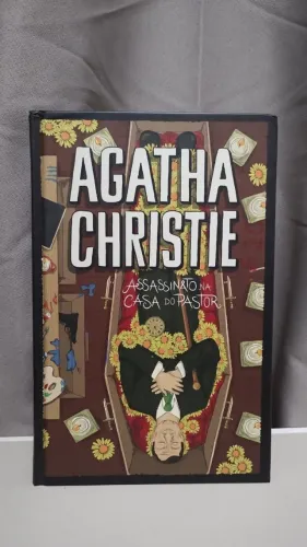 Livro Assassinato na Casa do Pastor - Agatha Christie