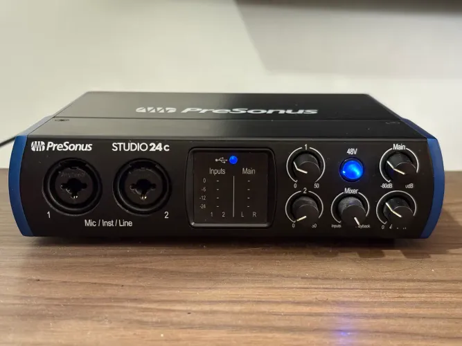 Interface de Áudio Presonus Studio 24c