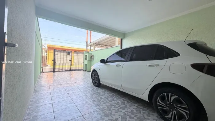 Casa a venda 3 dormitórios 2 vagas