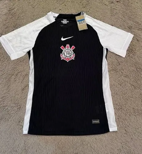 Camisa II do Corinthians modelo torcedor 2025