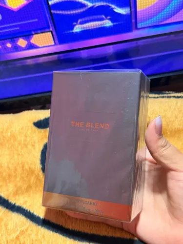 Perfume The Blend tradicional lacrado 360,00 por 250,00. ENTREGO E FACILITO.