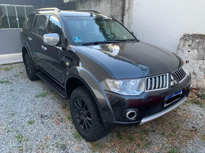 Mitsubishi Pajero Dakar 3.2 4X4 T.i. Dies. 5P Aut. 2010