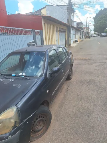 Renault Clio Authentique 1.0/1.0 Hi-power 16V 3P 2004