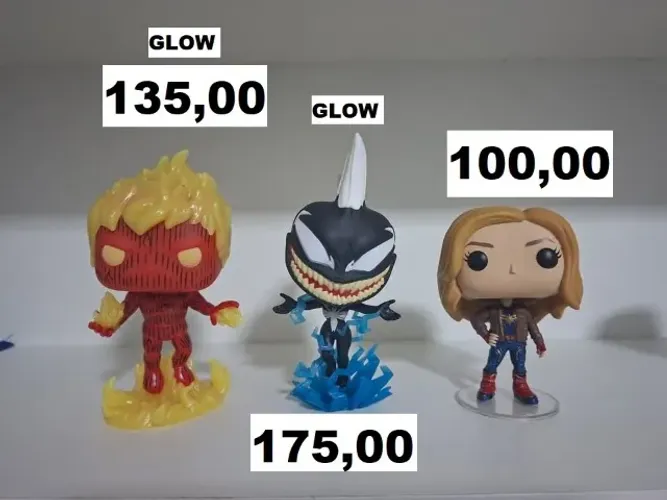 Funko Lote Marvel ( Glow tocha + glow tempestade venom + capitã Marvel ) sem caixa
