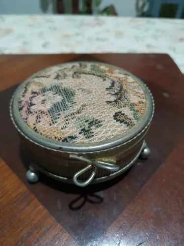 Porta jóia raro e antigo da década de 70