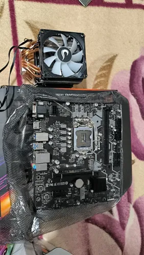 I310100f + placa mãe + Air cooler rise mode g800