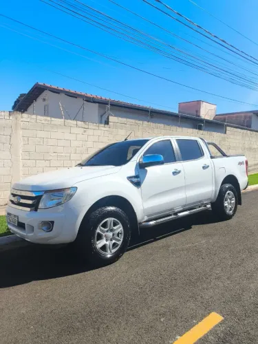 Ford Ranger XLT 3.2 20V 4X4 CD Diesel Aut. 2013