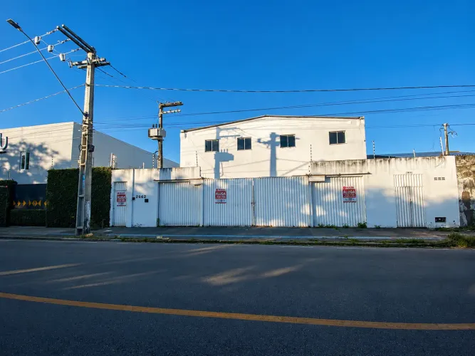 Amplo Prédio Comercial para Locação  Excelente Infraestrutura!