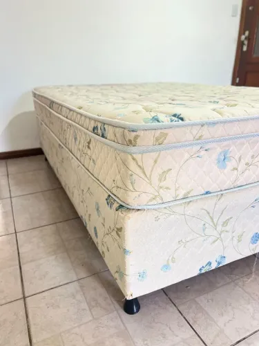 Cama box casal ( entrego)