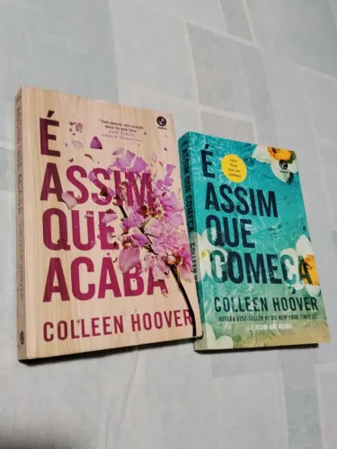 Kit 2 livros é Assim que acaba