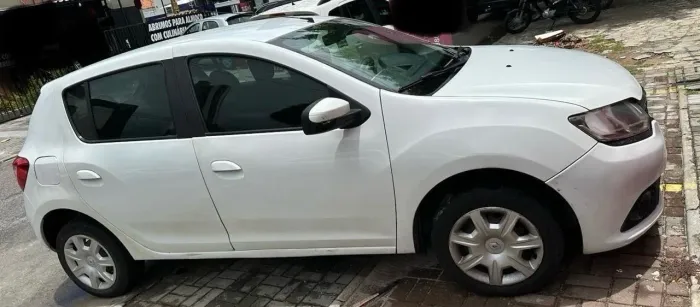 Alugo carro para Uber e outros apps