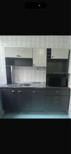 Cozinha compacta com pia de inox