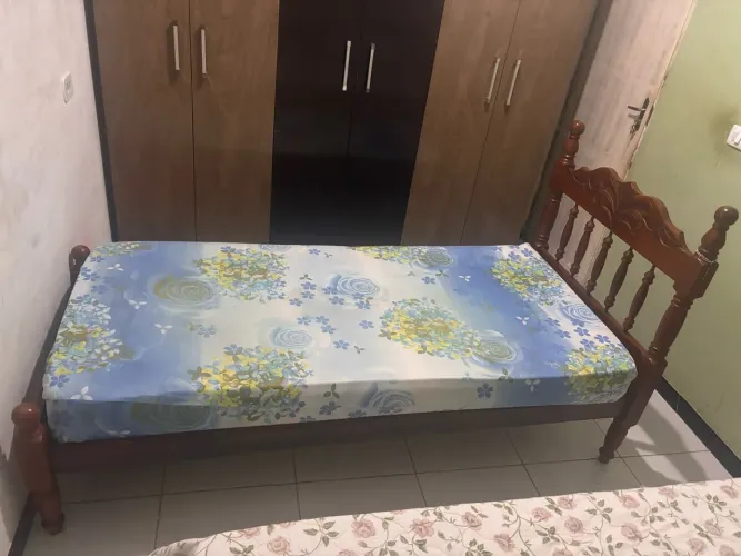 Cama de solteiro + colchão