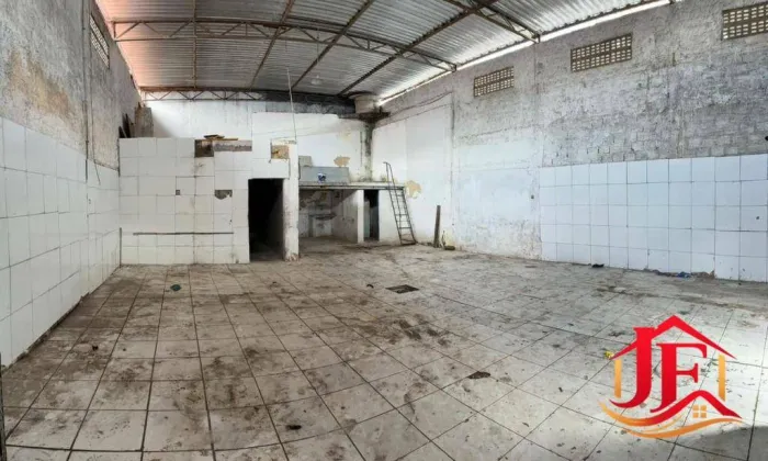 Galpão à venda por R$ 500.000,00 - Vila Rui Barbosa - Salvador/BA