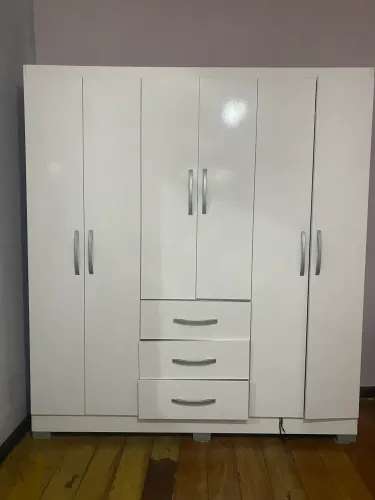 Guarda Roupa