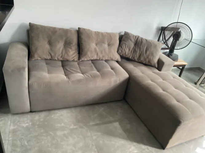 Sofá usado à venda - R$ 750