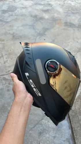 Capacete LS2