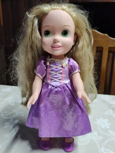 Boneca Rapunzel Disney 