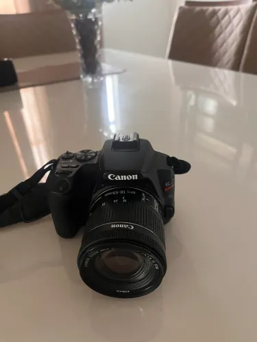 Câmera cânon sl3
