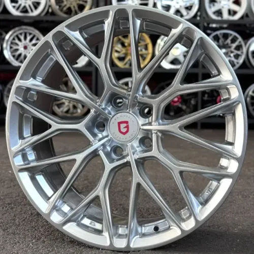 Rodas GISA prata aro 18 Furação 5x112 tAla 8