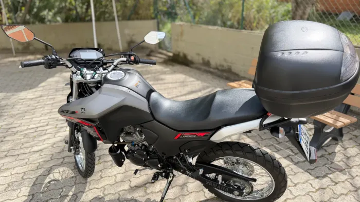 Vendo Lander 250  ano2025