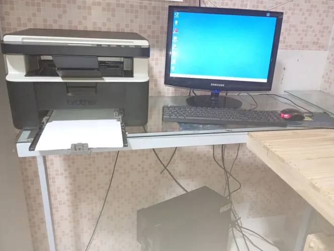Computador mais impressora xerox com 1 toner cheio