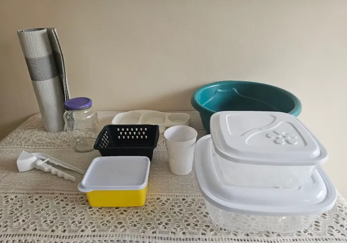 Kit Jogo Americano + Espremedor de alho + Brindes