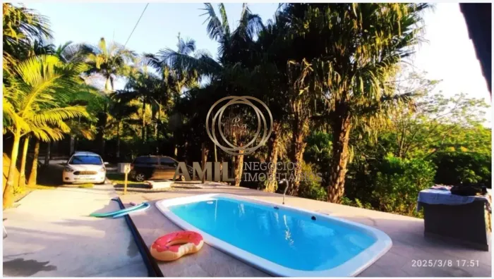Imóvel Exclusivo: Chácara com 2 Quartos e Piscina no Centro de São José dos Campos-SP! Con