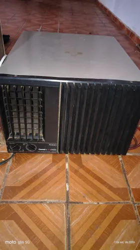 Vendo um ar condicionado.
