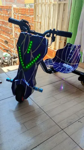 Triciclo elétrico drifit infantil