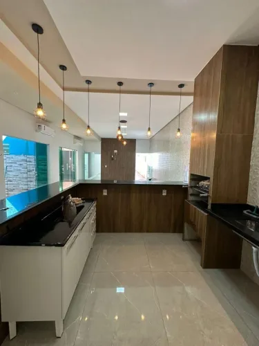 Casa de luxo Babinski, preço abaixo de mercado